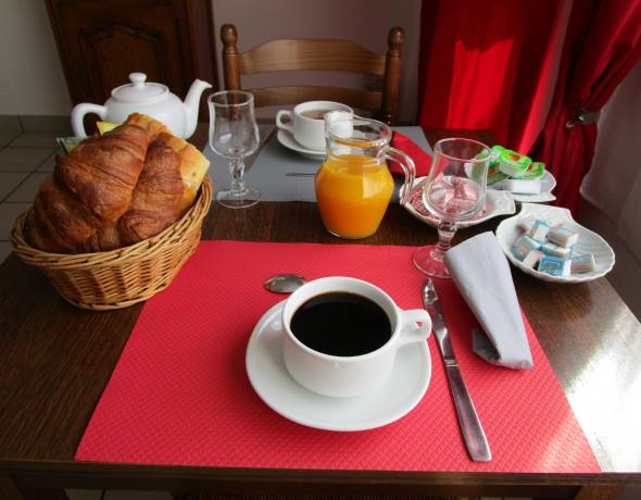 Le petit déjeuner café à l'hôtel restaurant le gabriel caudan