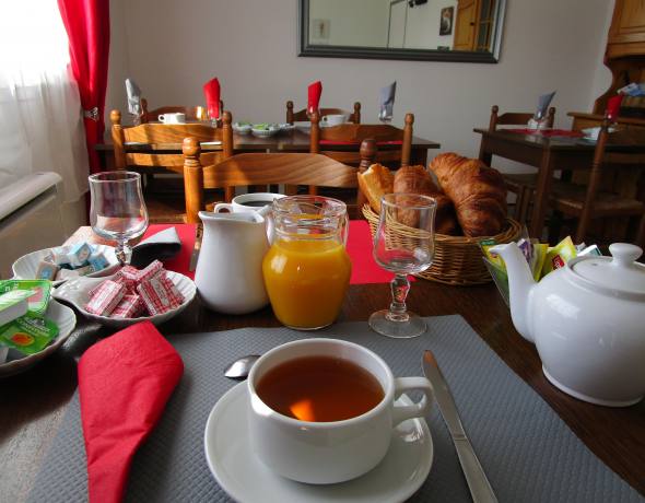 Le petit déjeuner café à l'hôtel restaurant le gabriel caudan